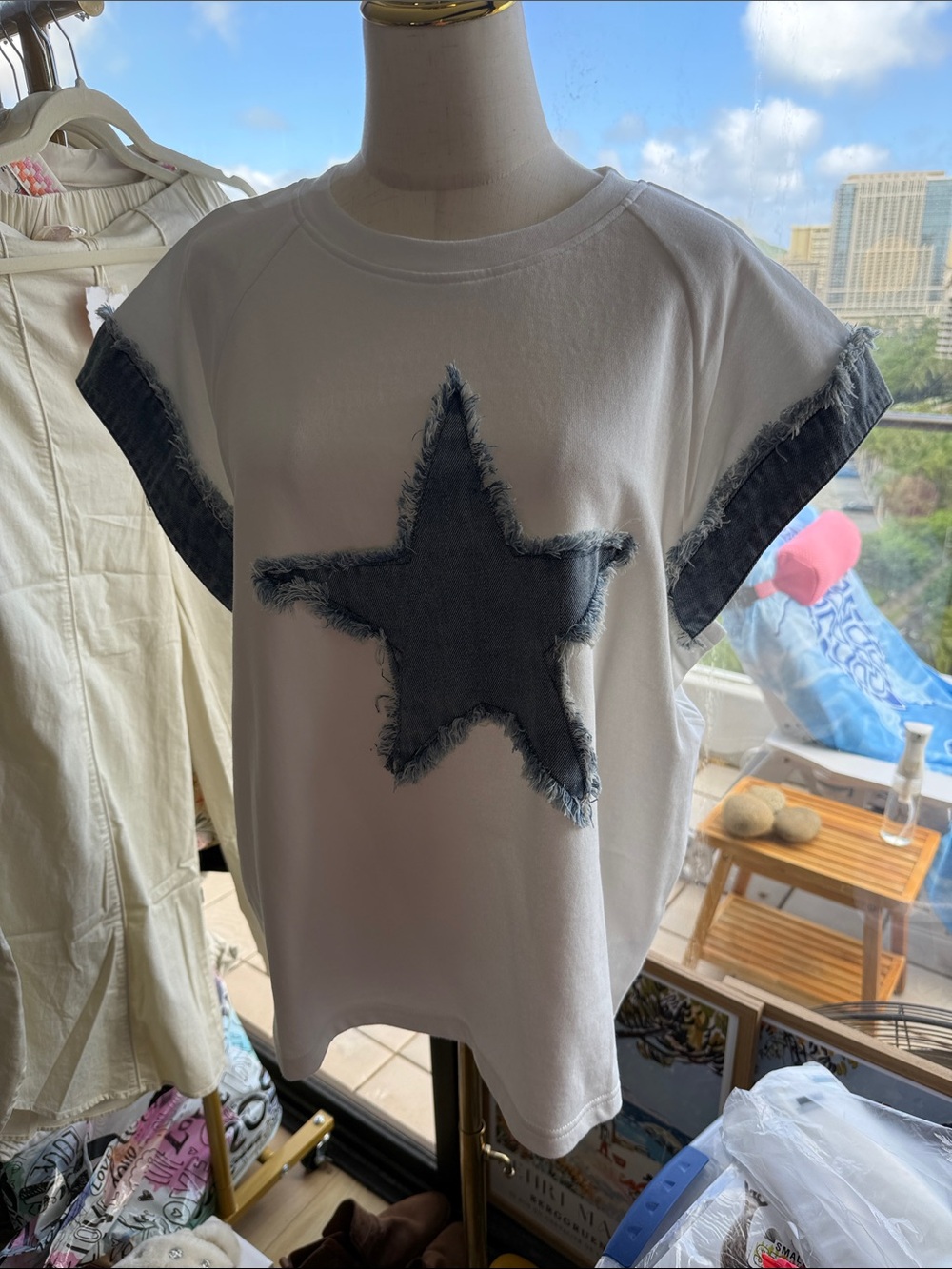 BiBi White Tee with Distressed Navy Star and Cuff